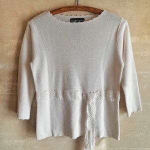 343a. white vintage Sag Harbor 3/4 sleeve sweater with crocheted belt sash, PS